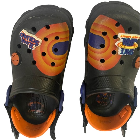 Crocs Space Jam Looney Toon Squad
Size Child 1 Shoes Lebron James Movie - Picture 3 of 16